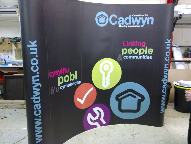 3X3 Pop Up Stand For Yogi Creative
