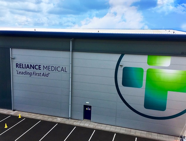 Reliance Medical Signs Express Stoke Building Exterior Graphic Wm (1)