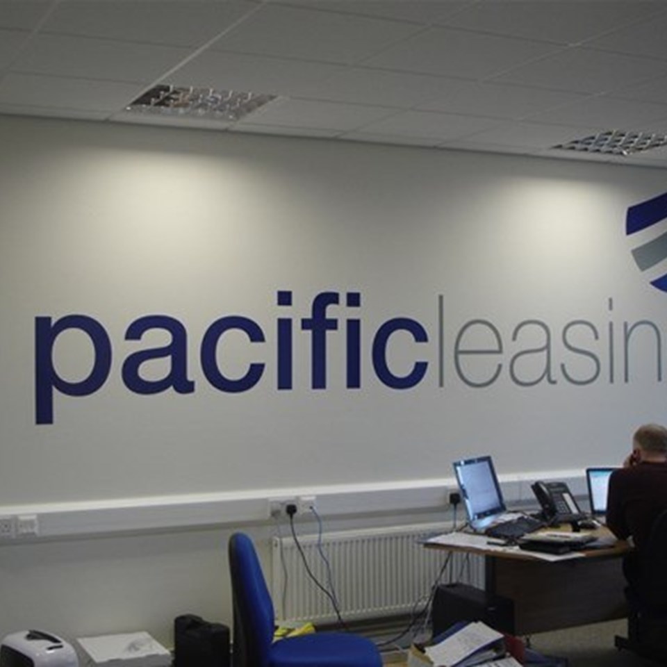 37 222 Interior Wall Graphics For Pacific Leasing Flat Cut Vinyl Applied Direct To Wall (1)
