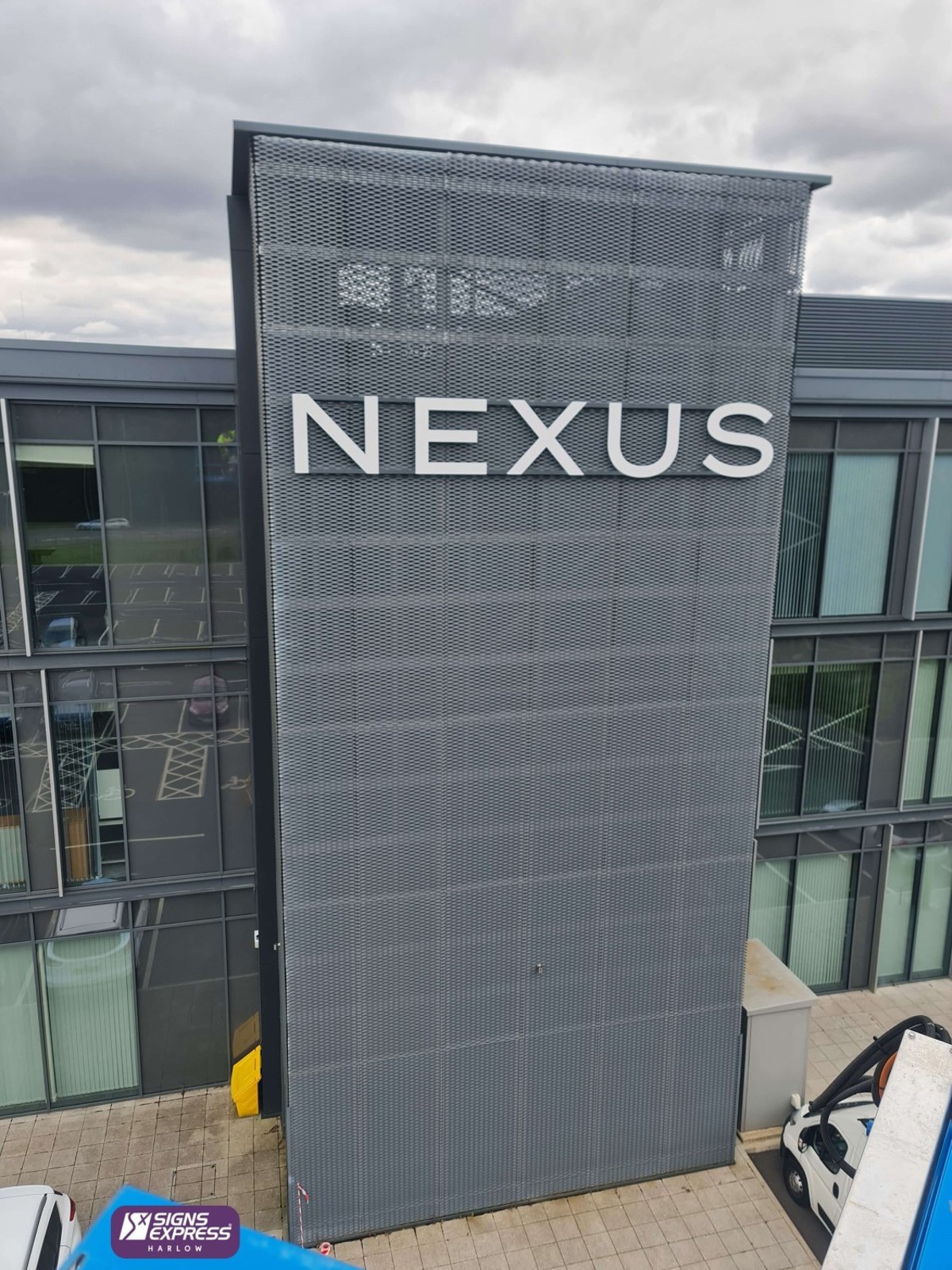 EXTERNAL SIGNAGE FOR NEXUS OFFICE BUILDING