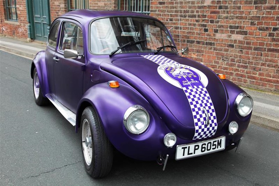 Custom Car Graphics By Signs Express Leeds