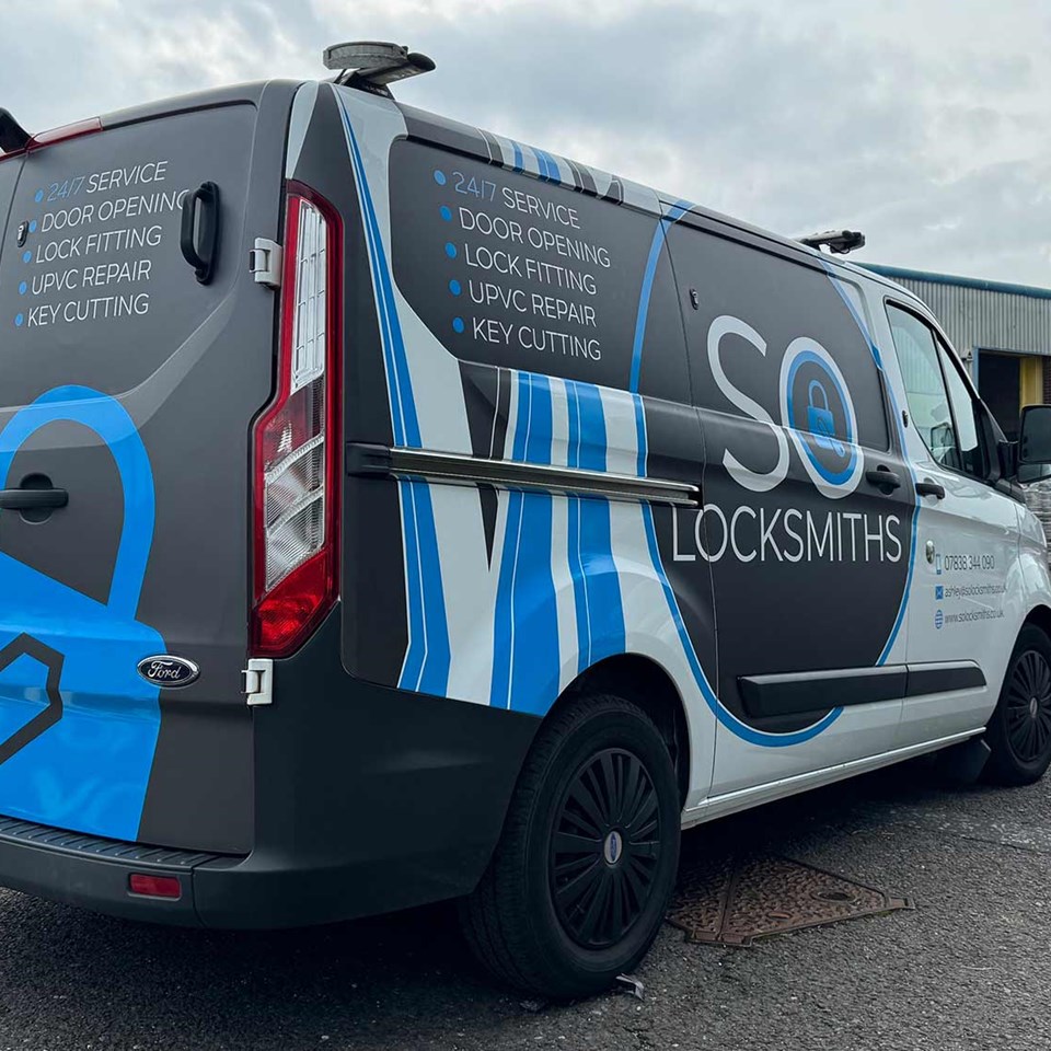 Vehicle Graphics So Locksmith Southampton (3)