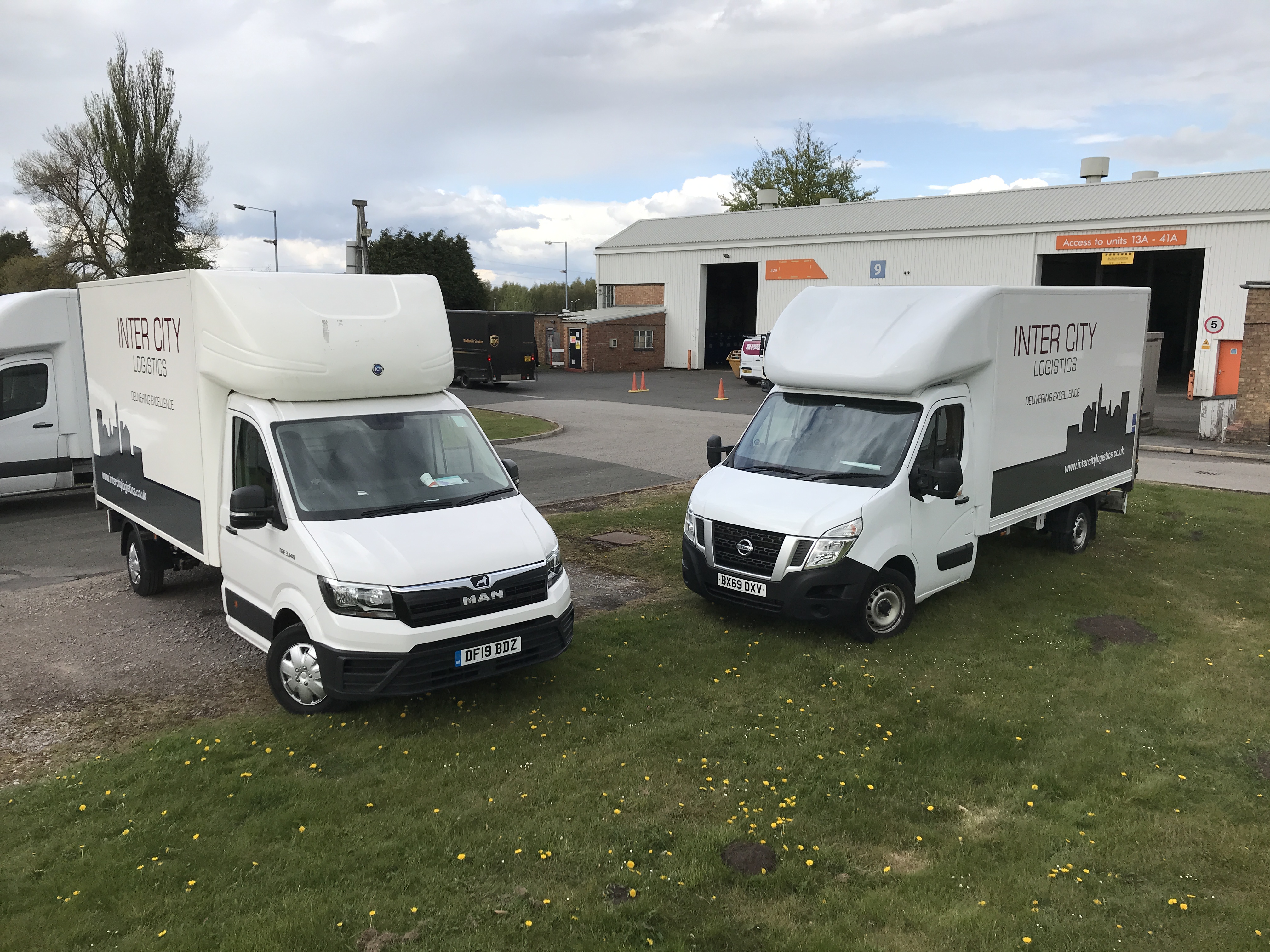 Fresh fleet graphics for Inter City Logistics