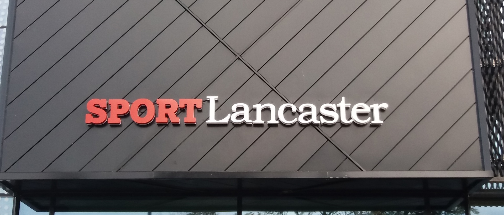 Built Up Letters & Logos