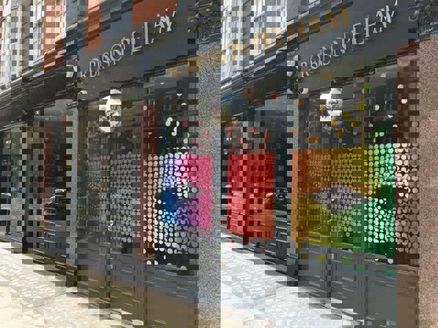 Shop Front Signs Express Twickenham Robinson Pelham