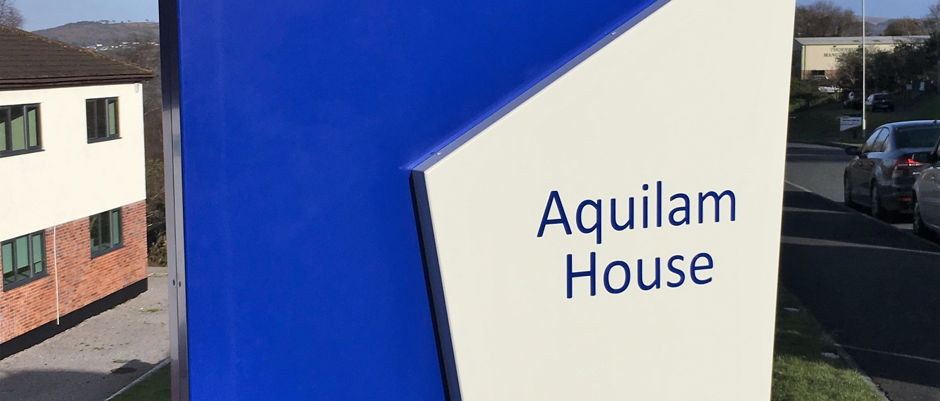 Monoliths & Totem Signs