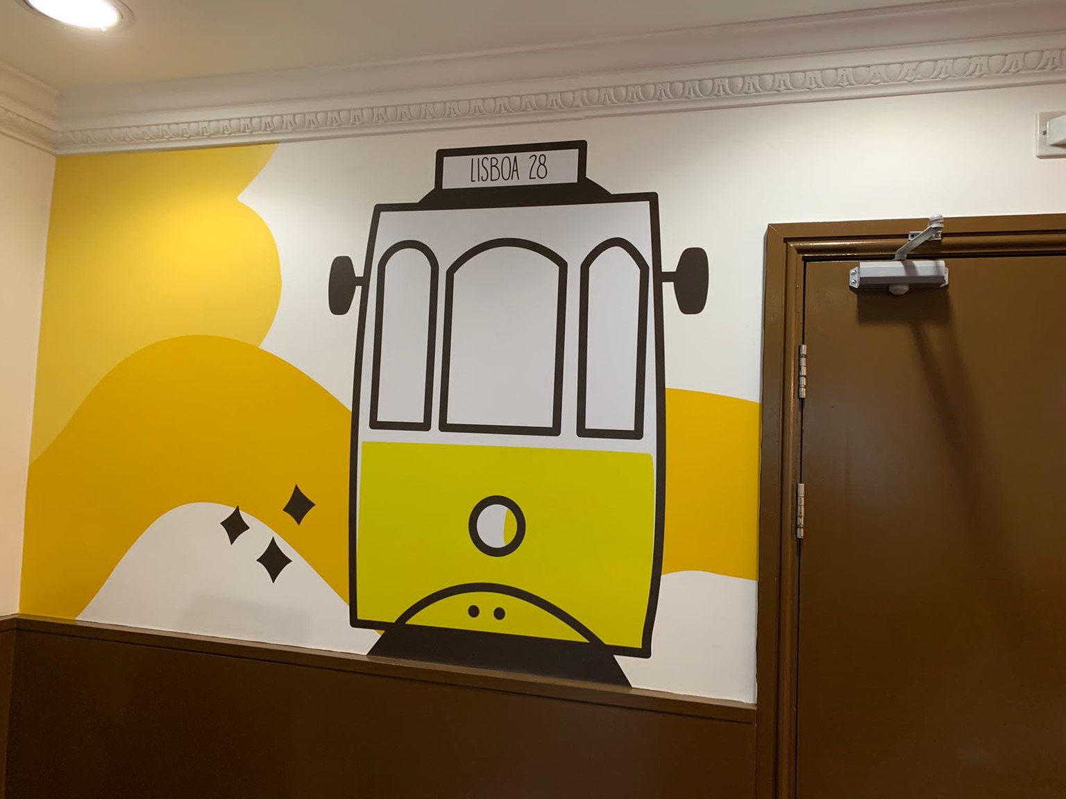 Signs Express Bath bring Portugal to Nata & Co with wall graphics