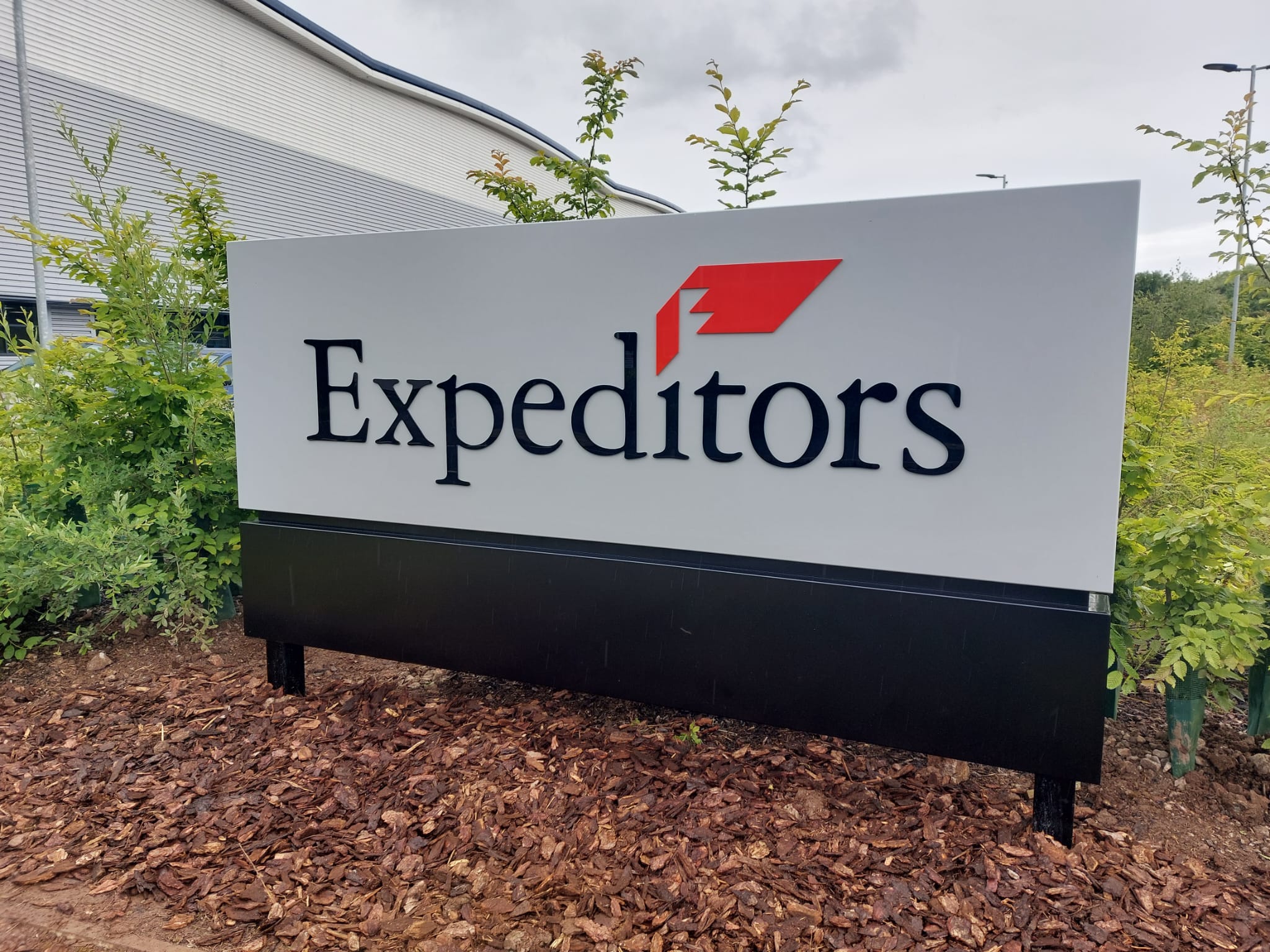 Expeditors Open New Premises with Help from Signs Express Gloucester