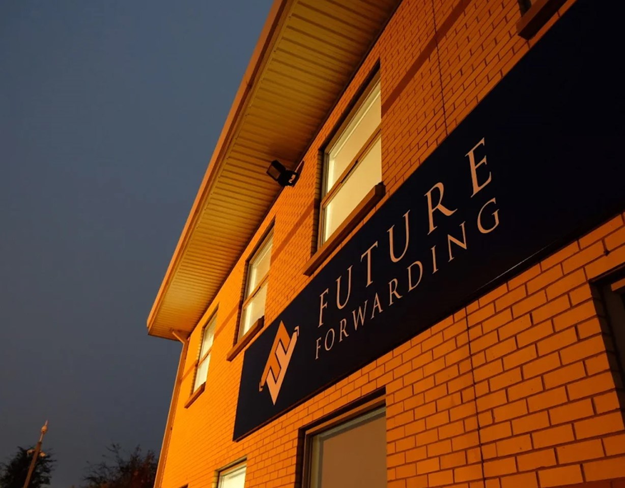 Future Forwarding 1